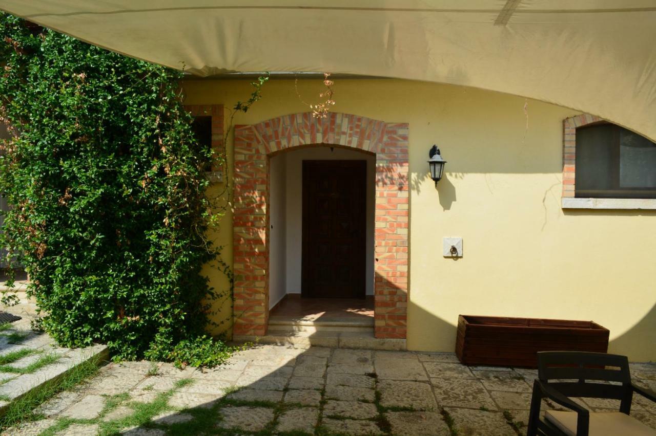 Agriturismo Tenuta Lagala Venosa Exterior foto